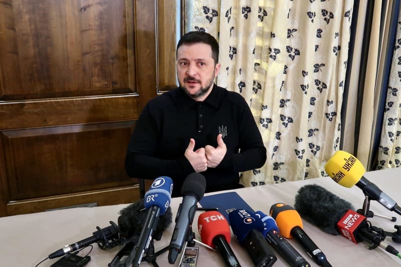 Zelensky in Munich says Ukraine ready for genuine talks